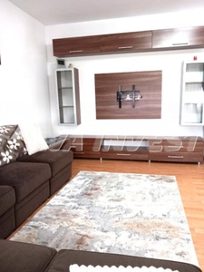 Apartament 3 camere, cartierul Buna Ziua