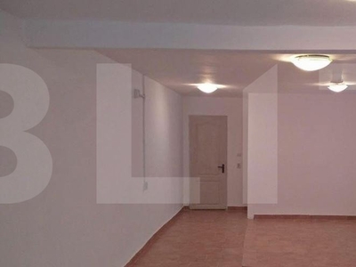 Apartament 3 camere de vanzare PANDURI - Bucuresti