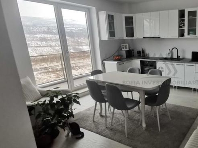 Apartament 3 camere in zona Cluj Doi