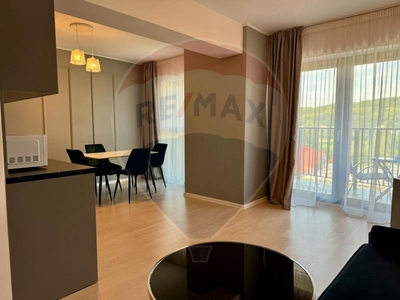 Apartament cu 2 camere si loc de parcare de inchiriat, West City Tower