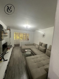 Apartament decomandat cu 2 camere - termen lung - zona Tomis Nord