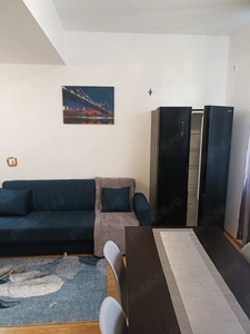 Închiriez apartament 3 camere