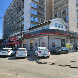 propietar vand spatiu comercial 65 mp vis a vis de gara , ideal pt investitie