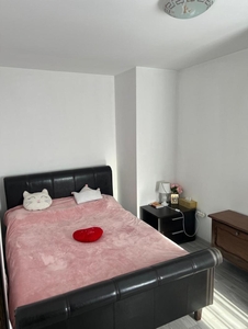 Vanzare Apartament cu 2 camere zona Tineretului