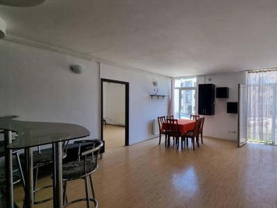 Vanzare apartament cu trei camere zona Somesului, Floresti!