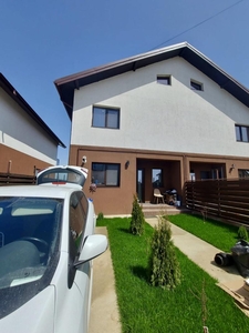 Vanzare Vile duplex zona Comuna Vidra