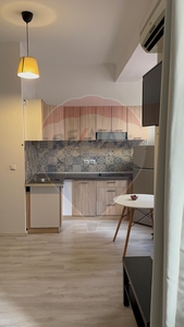 Apartament cu 4 camere metrou Gara de Nord