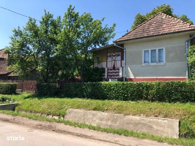 Casa 2 camere din cărămidă cu teren Raciu