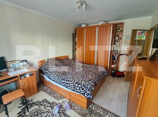 Apartament 2 camere, mobilat, parcare, zona Dumitru Mocanu