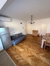 Apartament 3 camere, centru, zona P-ta Mihai Viteazu