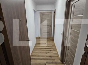 Apartament 3 camere renovat complet, zona facutatii de Litere