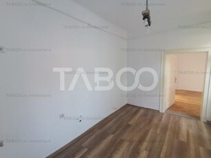 Apartament cu 2 camere de inchiriat in zona centrala