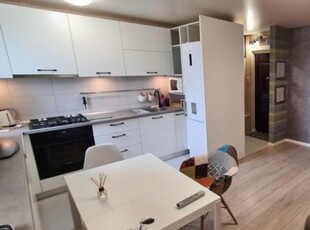 Apartament cu 2 camere decomandat, zona Podu Ros-Palas Mall