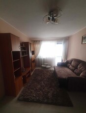 Apartament cu 2 camere, etaj 6/10, zona Podu Ros