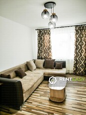 Apartament cu 3 camere pentru inchiriat pe Stefan cel Mare