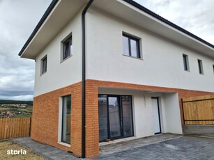 Casa individuala cu 4 camere in Clinceni - pret: 122.000€