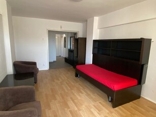 Inchiriere apartament 2 camere Unirii Zepter, vedere fata