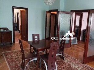 Vanzare Apartament 4 Camere Calea Mosilor Carol Cu Centrala Proprie