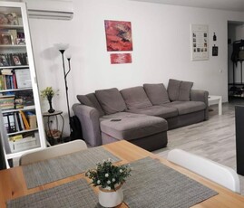 Vanzare Apartament cu 3 camere zona Metalurgiei