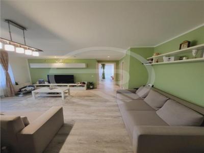 Apartament cu 3 camere,Nou renovat, situat in zona VIVO!