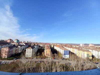 Persoana fizica vand penthouse cu panorama asupra centrului Sibiu