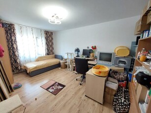 Apartament 3 camere Micro 17