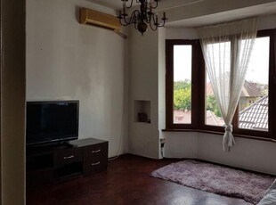 Apartament 4 camere pe Armeneasca