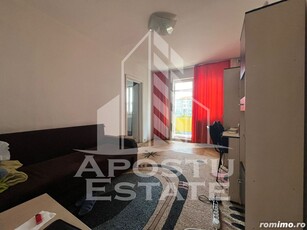 Apartament cu 2 camere ,nedecomandat, etajul 2 cu centrala proprie