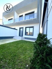 Duplex la cheie, 3 camere, Lumina