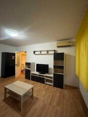 Piata Sudului, Constantin Brancoveanu, vanzare apartament 2 camere, bloc de 4 etaje,