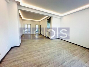 VANZARE VICTORIEI 3 CAMERE | 90 MP| OCAZIE