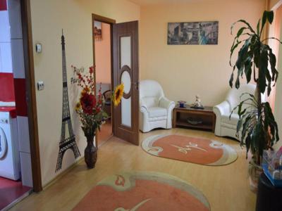 Apartament 4 camere