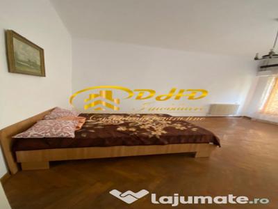 Apartament cu o camera spatios - Central - Independentei