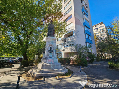 Apartament 3 camere b-dul Dinicu Golescu(langa statuia Di...