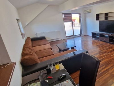 Apartament cu 4 camere zona Badea Cartan