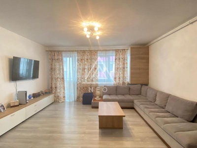 Apartament de vanzare cu 2 camere in Floresti