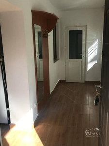 Apartament de vanzare la casa, in zona Semicentrala!