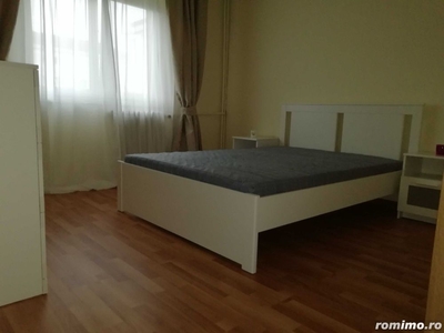 apartament o camera in zona Aradului