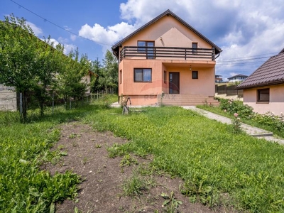 Casa 5 camere de vanzare in Popesti la 10 minute de Cluj