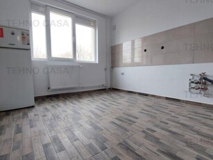 Apartament 2 camere Titan, metrou 1 Decembrie la 10 minute mers