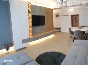 Apartament Shopping Plaza / UltraCentral