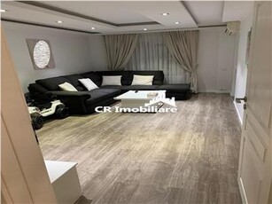 Apartament 4 camere cu centrala si parcare Oltenitei