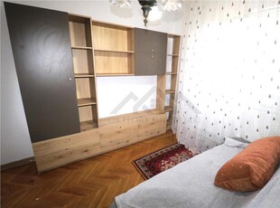 Apartament cu 2 camere , centrala proprie ,decomandat, Complexul Studentesc