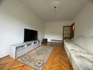 Apartament cu 3 camere în Calea Lipovei decomandat amenajat