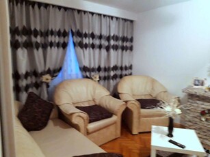 Apartament cu doua camere, etaj intermediar - Micro 16