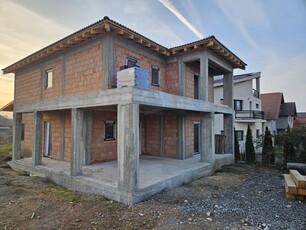 CASA IN CONSTRUCTIE SELIMBAR