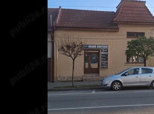 Imobil de vanzare, fostul atelier foto Stanoiu