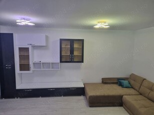 inchiriez apartament 3 camere