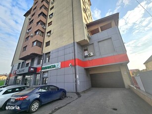 LATIN Mega Image Et.1 Mobilat Utilat 81mp Parcare Apartament Deosebit