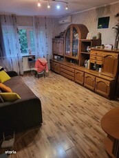 Lipovei, apartament cu 2 camere, centrala propie